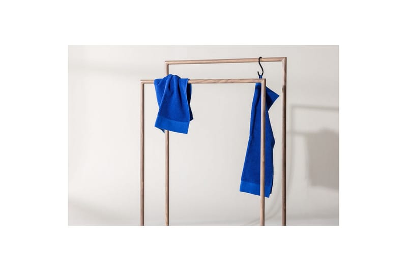 Tøjhængere Alva - Opbevaring - Tøjopbevaring - Knagerækker - Tøjstativ