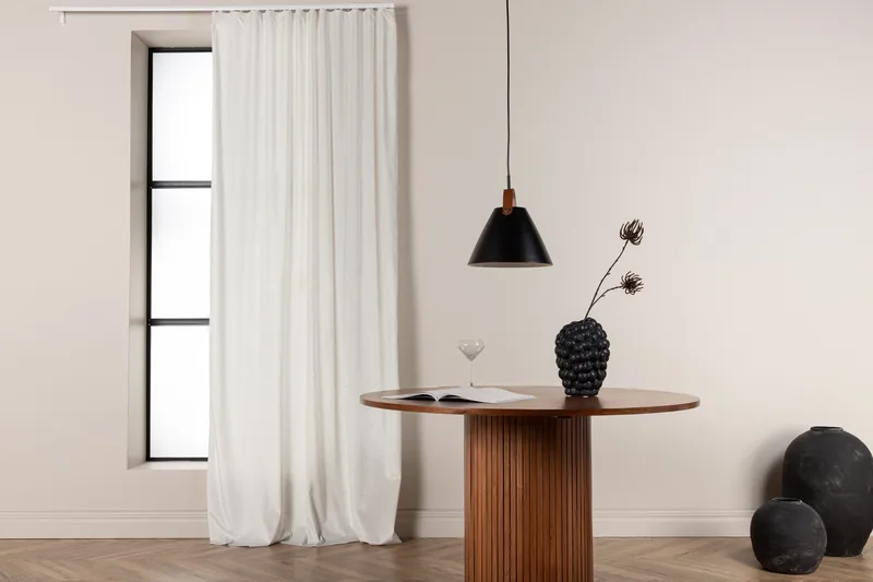 Mary Gardin 135x250 cm - Hvit - Tekstiler - Gardiner - Lange gardiner - Gardiner med løbegang