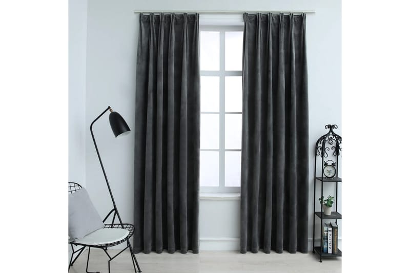 mørklægningsgardiner kroge 2 stk. 140x245 cm fløjl grå - Grå - Tekstiler - Gardiner - Mørkelægningsgardin