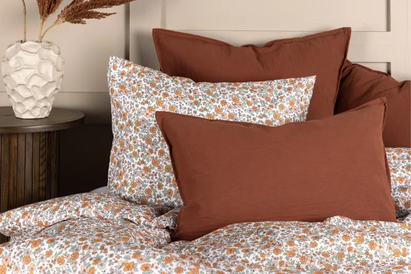 Ronja Pudebetræk, Rust rød