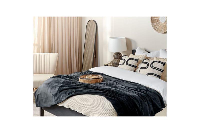 Plaid Bayburt Sort, 150x200 cm - Sort, 150x200 cm - Tekstiler - Pude & plaid - Tæpper & plaider