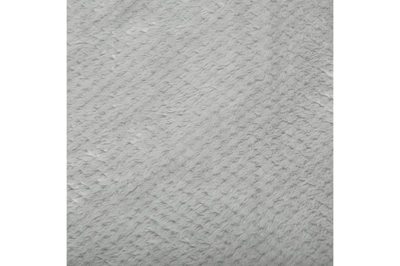 Plaid Saitler Grå, 200x220 cm - Grå, 200x220 cm - Tekstiler - Pude & plaid - Tæpper & plaider