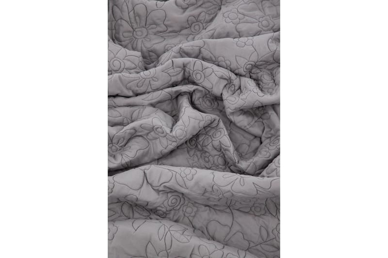 Niki Sengetæppe 150x250 cm - Lysegrå - Tekstiler - Sengetøj - Sengetæppe - Sengetæppe dobbeltseng