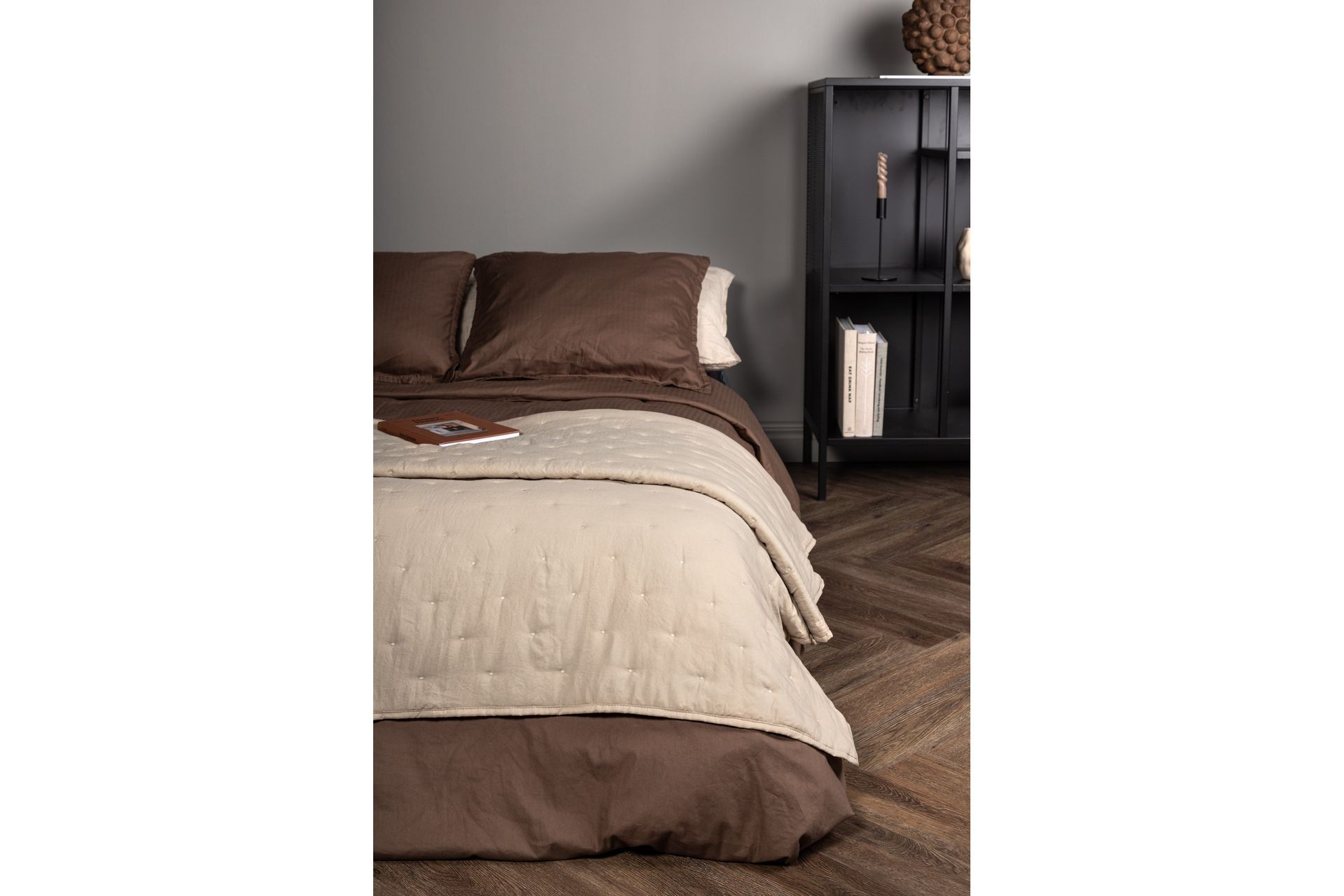 Sally Sengetæppe 180x260 cm - Beige - Tekstiler - Sengetøj - Sengetæppe - Sengetæppe dobbeltseng