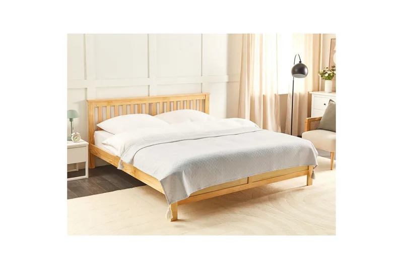 Sengetæppe Lindula Hvid, 150x200 cm - Hvid, 150x200 cm - Tekstiler - Sengetøj - Sengetæppe - Sengetæppe dobbeltseng