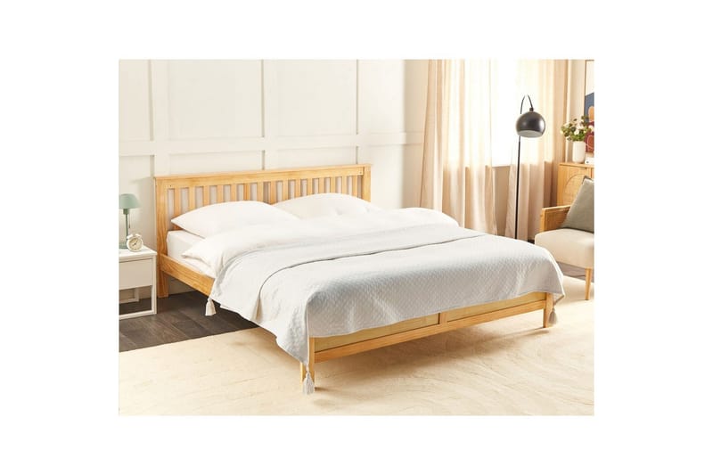 Sengetæppe Lindula Hvid, 200x220 cm - Hvid, 200x220 cm - Tekstiler - Sengetøj - Sengetæppe - Sengetæppe dobbeltseng