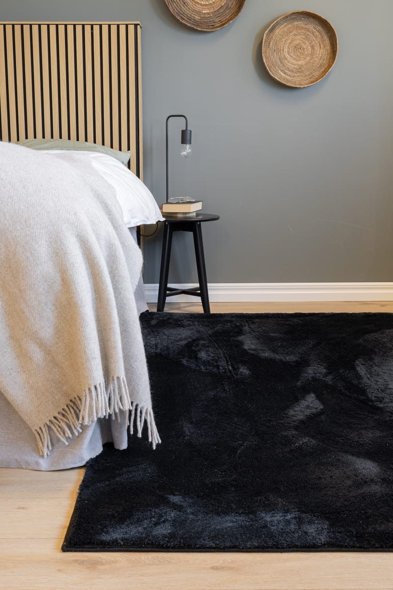 Cozy Shaggy Tæppe 110x160 cm Rektangulært - Sort - Tekstiler - Tæpper - Moderne tæppe - Ryatæpper