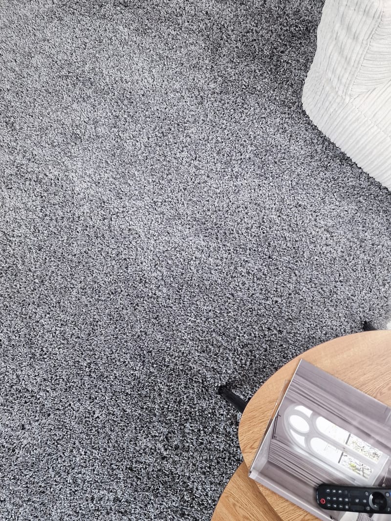 Lounge Shaggy Tæppe 133x190 cm Rektangulært - Sølv - Tekstiler - Tæpper - Moderne tæppe - Ryatæpper