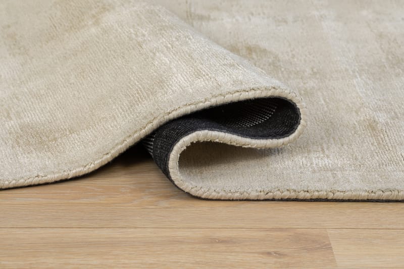 Tribeca Viscosetæppe 240x340 cm Rektangulært - Sand - Tekstiler - Tæpper - Moderne tæppe - Viskosetæpper & kunstsilketæpper