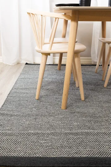 Håndvævet tæppe KM Home Sandhamn 140x200 cm Indigoblå - Indigoblå - Tekstiler - Tæpper - Moderne tæppe - Uldtæppe