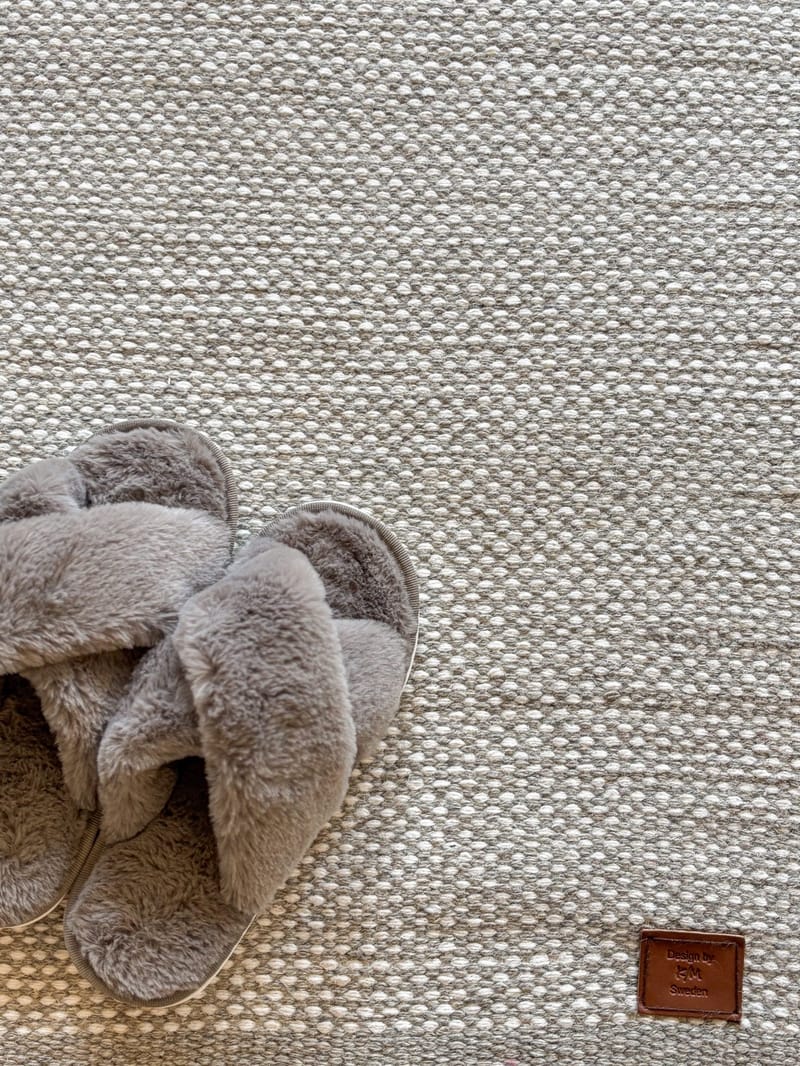 Håndvævet tæppe KM Home Sandhamn 75x230 cm Sølv - Sølv - Tekstiler - Tæpper - Moderne tæppe - Uldtæppe