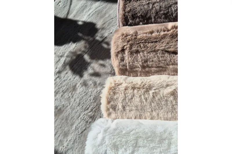 Heaven Deluxe Tæppe 80x150 cm - Grå - Tekstiler - Tæpper - Moderne tæppe - Ryatæpper