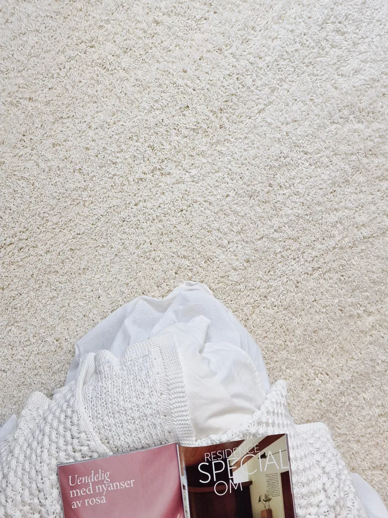 Lounge Shaggy Tæppe 133x190 cm Rektangulært - Hvid - Tekstiler - Tæpper - Moderne tæppe - Ryatæpper