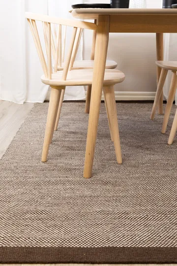 Håndvævet tæppe KM Home Sandhamn 200x300 cm Chokolade - Chokolade - Tekstiler - Tæpper - Moderne tæppe - Uldtæppe