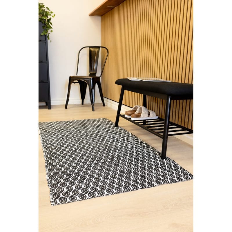 Plasttæppe Hilma Link - 70x200 cm, Sort - Tekstiler - Tæpper - Udendørs tæpper - Plasttæpper