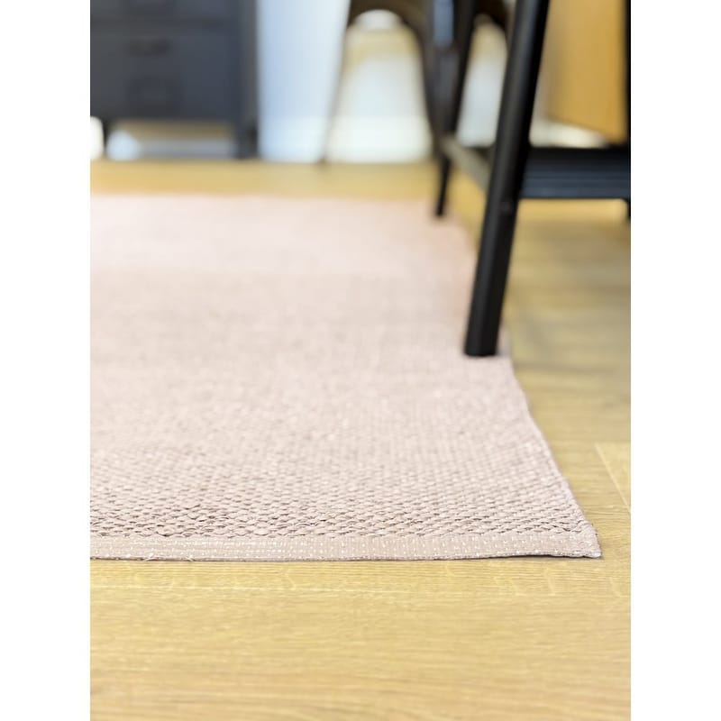 Plasttæppe Hilma Plain - 70x200 cm, Rosa - Tekstiler - Tæpper - Udendørs tæpper - Plasttæpper